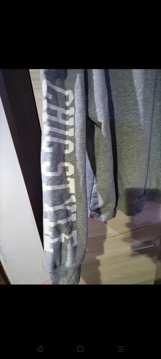 Bluza damska z odkrytymi ramionami