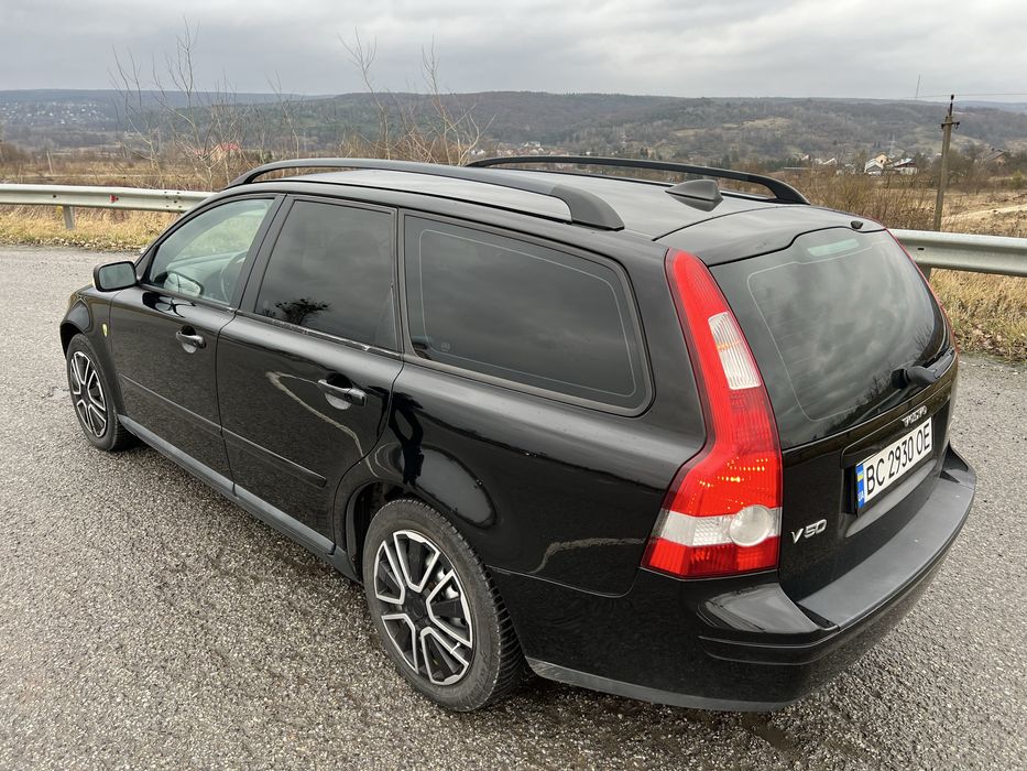 Volvo v50 1.8 бензин