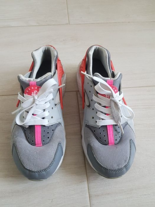 Кросовки Nike Air Huarache 35 розмір 23см