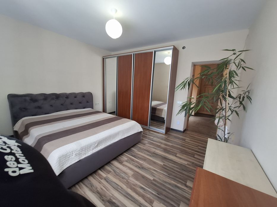 Буча. Сучасний будинок з ремонтом