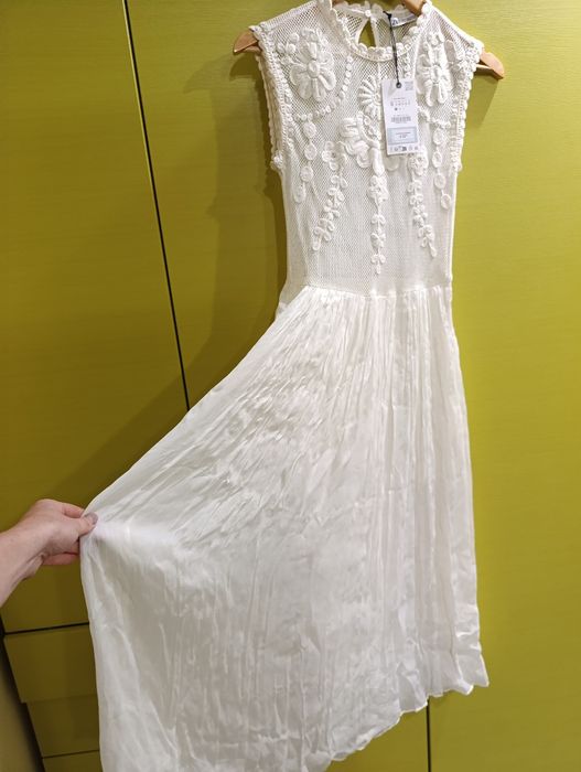Сукня,плаття з вишивкою  Zara