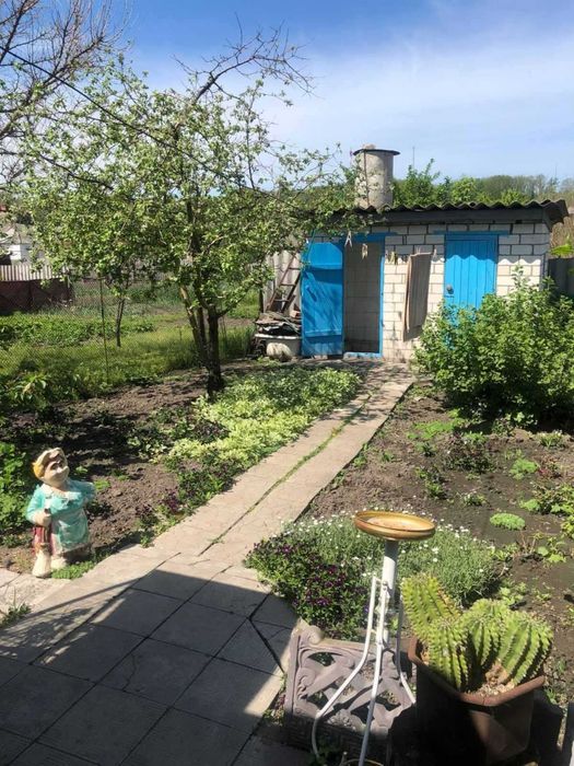 Продам будинок в центрі м. Мерефа.