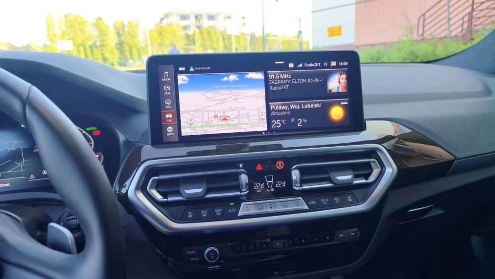BMW X3 g01 LCI  xDrive 30i rok modelowym 2024 tylko 19 tys . przebiegu