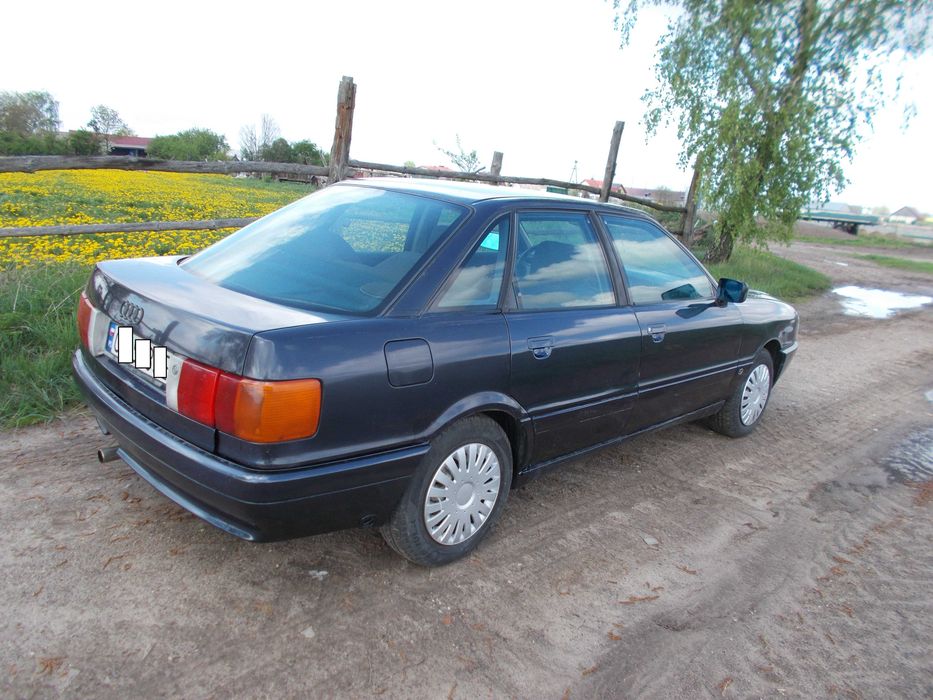 Audi 80 1.6 B + Gaz 1987 r.klasyk.