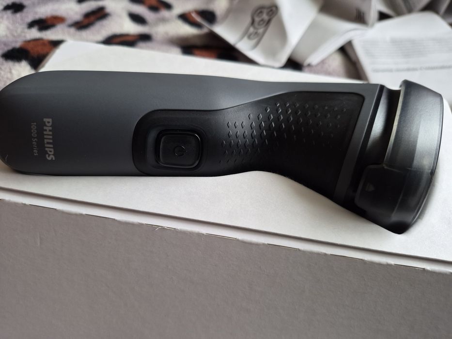 Електробритва Philips S1142/00