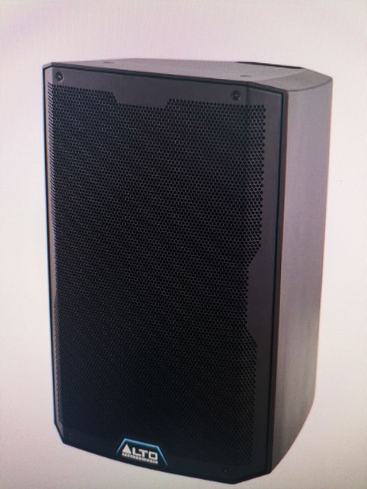 Material DJ Colunas Amplificadas,mésa de mistura e mesa de som. Luzes e suportes. Queiram mandar mensagem no whatsapp sff.