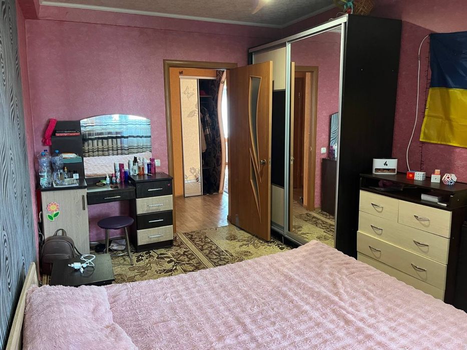 Здається 3-х кімнатна квартира