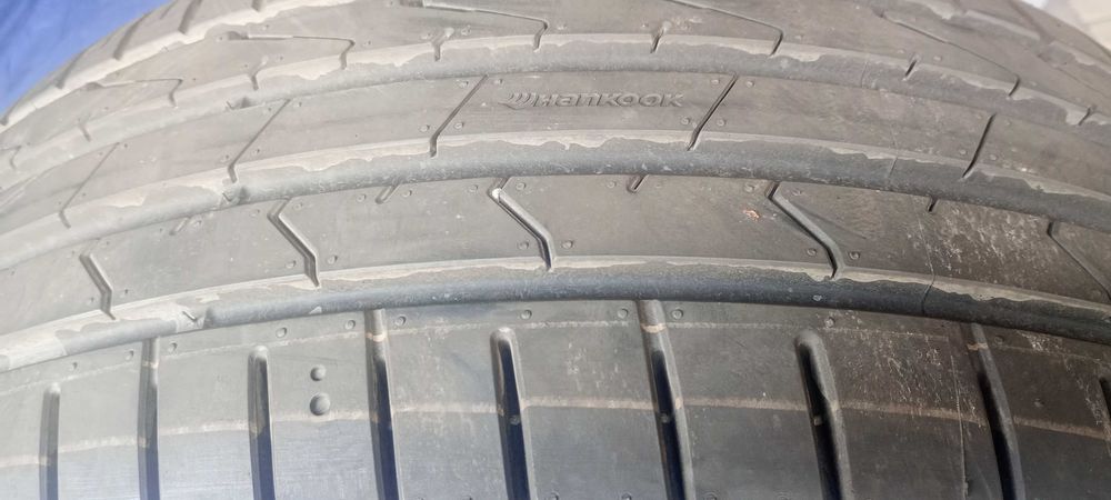 Komplet opon Hankook 215/55r 17 jak nowe