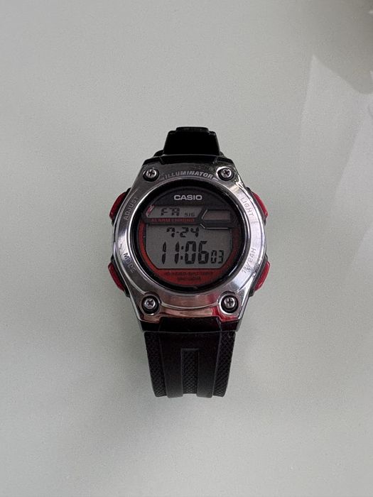 Zegarek casio w-211