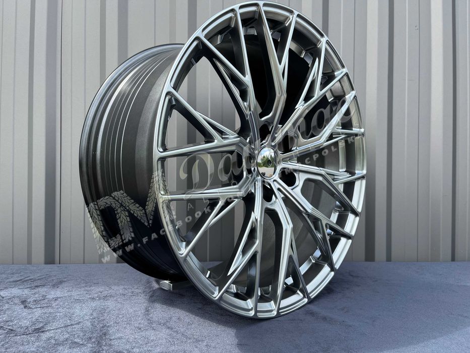 Felgi aluminiowe DM04 Flow Forming 19" 9,5J ET38 5x120 Hyper Black