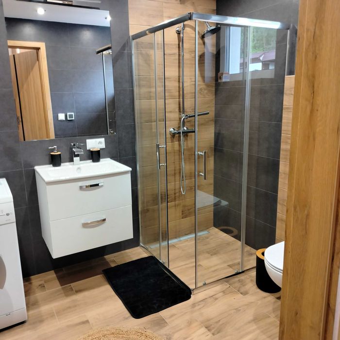 Dom nad jeziorem do wynajęcia, sauna, jakuzzi. Dom ogrzewany.