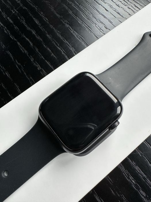 Apple Watch SE 44mm - Midnight