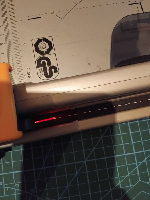 Gilotyna trymer do papieru profesionalny fellowes do papieru