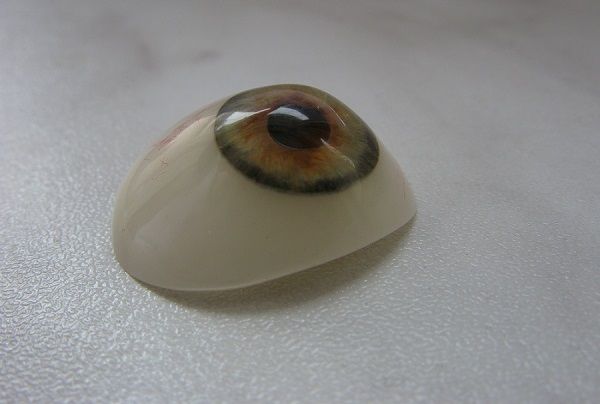 Глазное протезирование