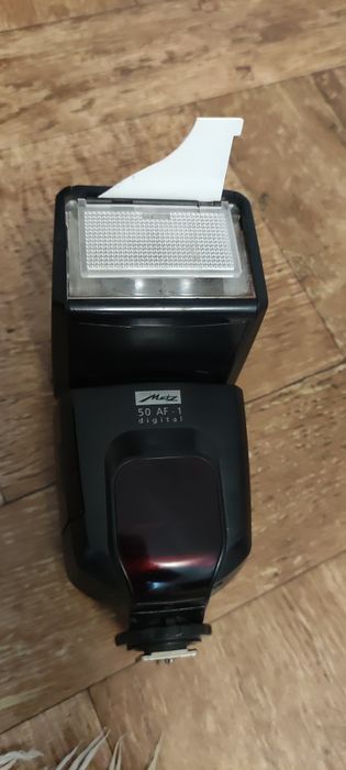 Спалах Metz 50 AF-1 під Canon