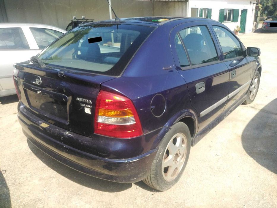 PARA PEÇAS Opel Astra G 2.0i de 2001 com 16V
