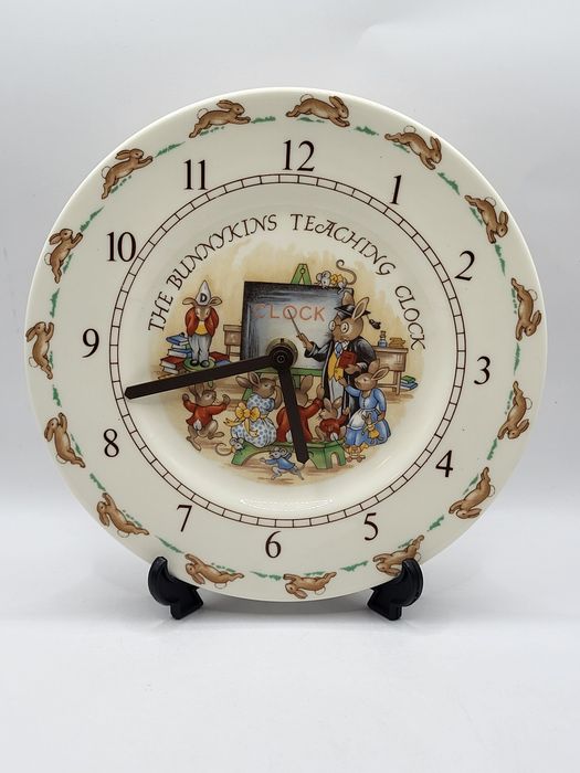Porcelanowy zegar ścienny Bunnykins  Royal Doulton