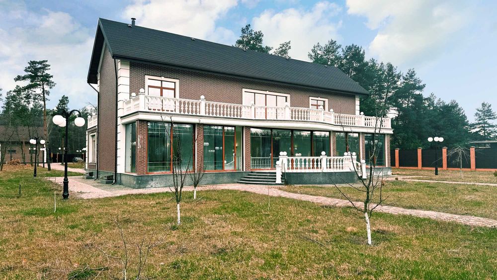 Лебедівка. Будинок в КМ «Dream Village» на ділянці 0,72 га з виходом на Дніпровський канал