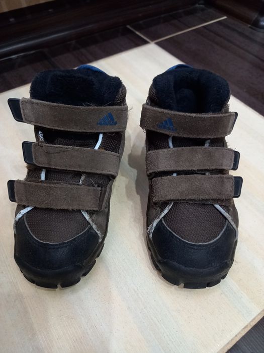 Кросівки adidas на хлопчика, устілка 15,5см