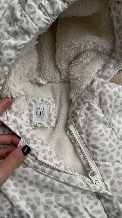 Демісезонна  курточка gap leo