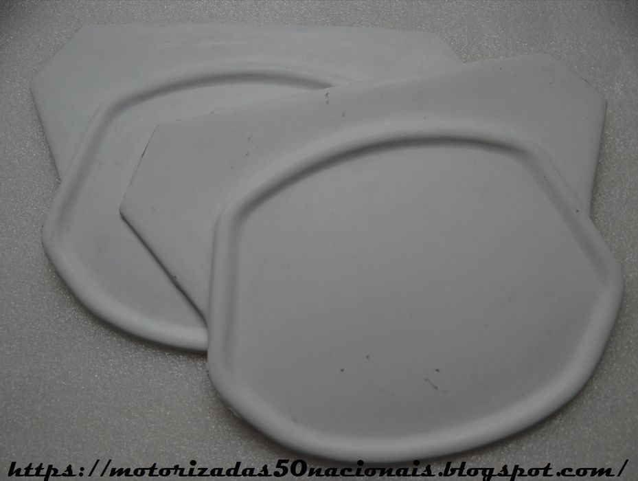 Par de Tampas Laterais p/ Casal Enduro K188