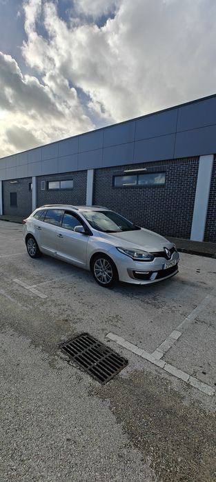 Renault Megane 1.5 dCi Automático – Muito Económico, Conforto e Fiabil
