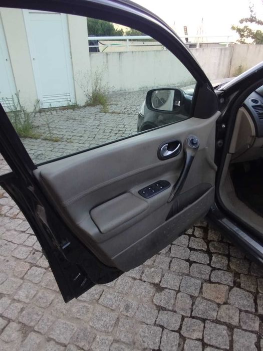Renault Mégane Break — fotografia 10