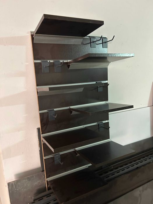 expositores e iluminação de papelaria - Liquidação total