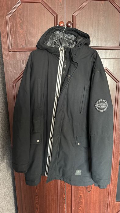 Adidas Trefoil Duck Down Parka чорна L з хутром на капюшон