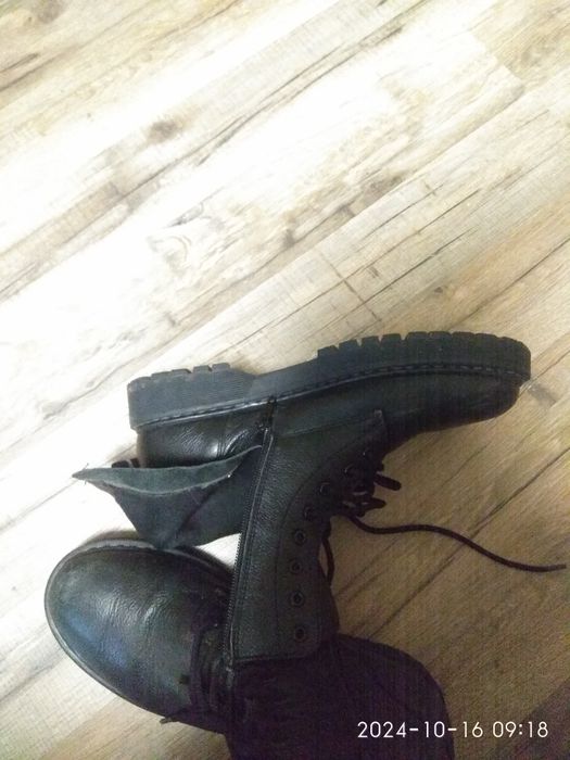 продам берці 39р