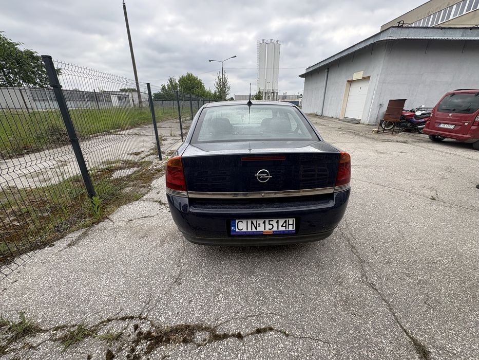 Opel vetra C 2003