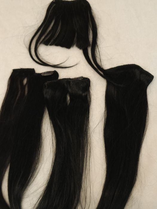 Волосся слов'янське натуральне світле та чорні на тресах