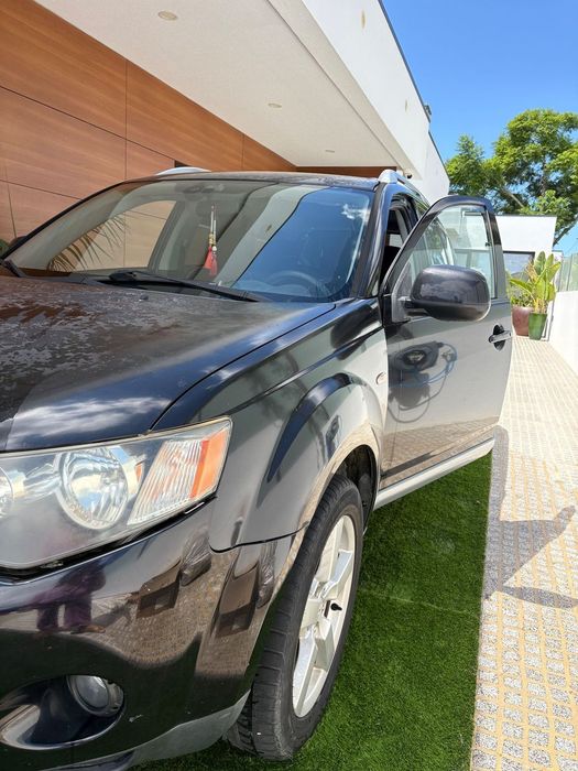 Mitsubishi Outlander 2.0 DI-D Invite 4WD