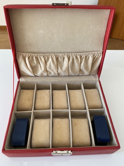 Caixa para guardar 8 relogios