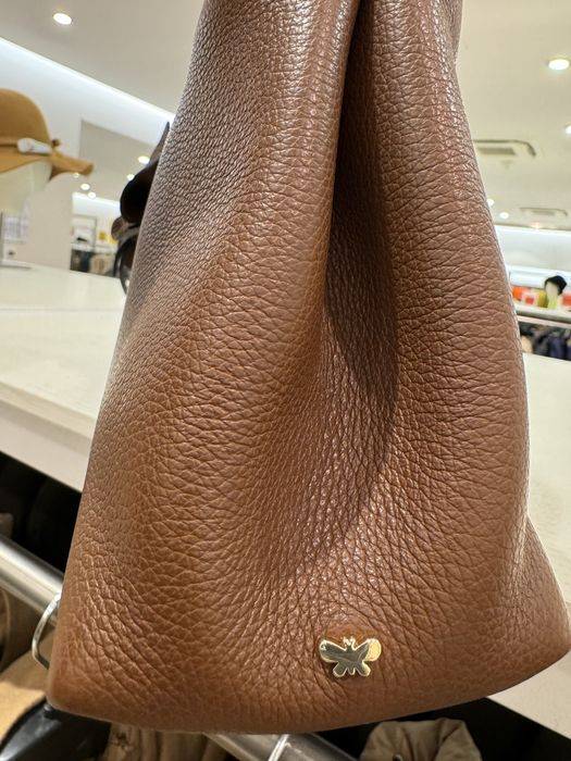 Сумка с натуральной кожи maxmara weekend