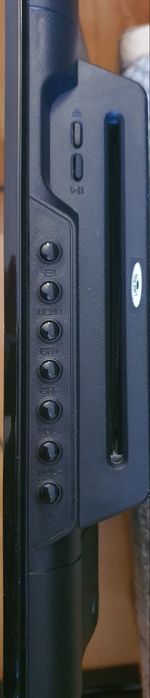 Плаский телевізор діагональ 56см