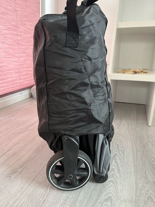 Коляска прогулочная