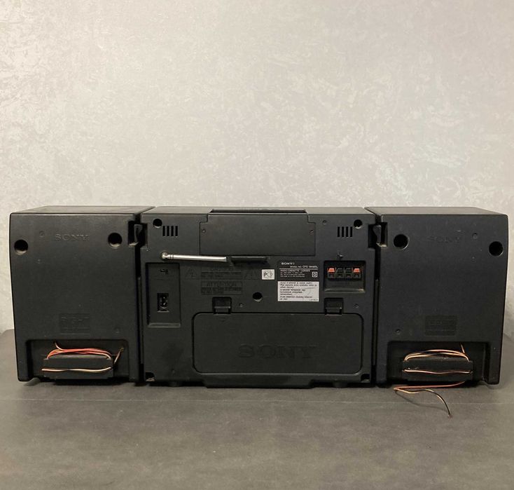 Магнитофон SONY CFS-W485L