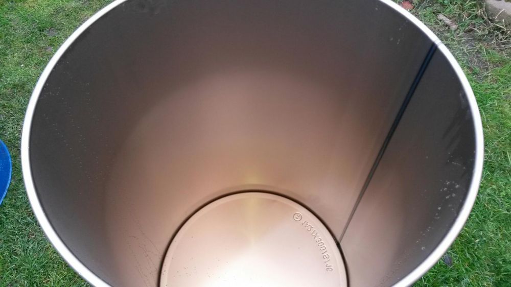 Beczki 200l blaszane