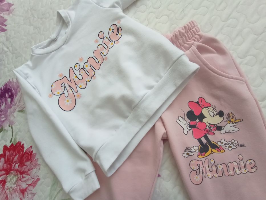 Костюм на дівчинку 86-92