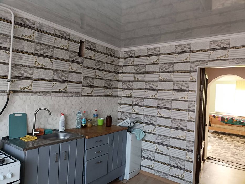 3-кімн. кв-ра з авт/опал.+ гараж в центрі с. Благодатне (п3)