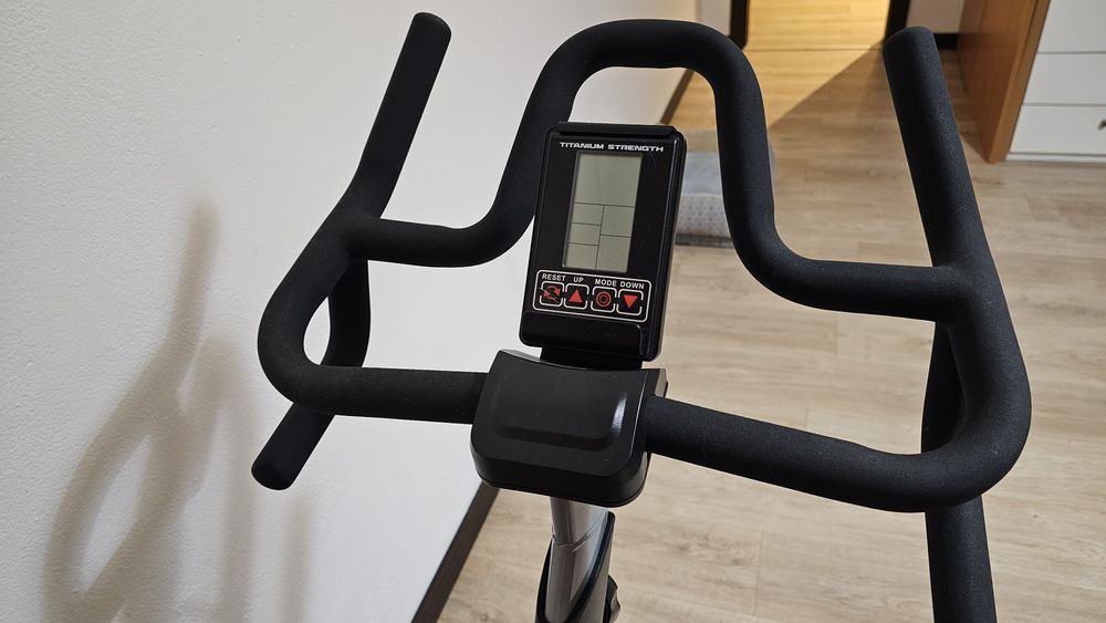 Bicicleta de Spinning Titanium Strength ts1 (INERCIA)