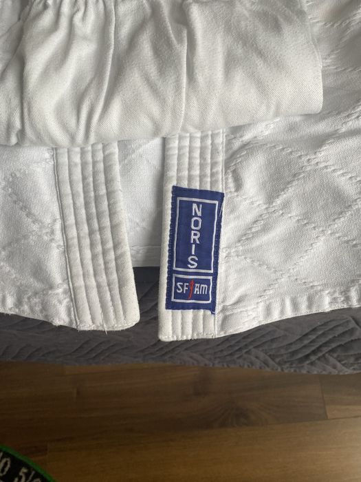 Fatos de judo/Karate ( varios tamanhos)