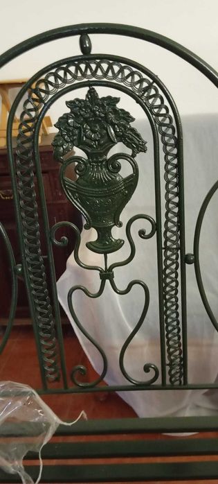 Bancos Jardim em Ferro Trabalhado