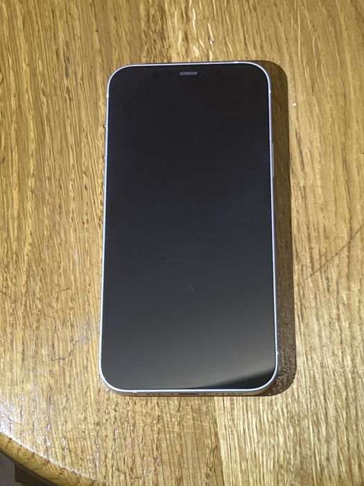Продам iPhone 12  64 мб в ідеальному стані
