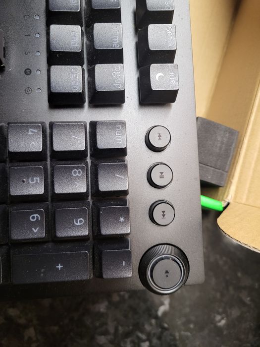 Teclado RAZER Blackwidow v3 Pro wireless - layout Americano