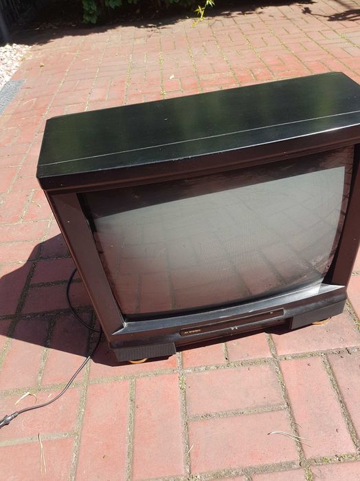 Sprzedam telewizor Sharp