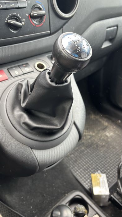 Manete mudanças peugeot partner