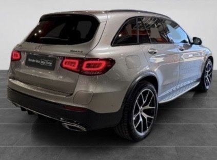 Mercedes-Benz GLC 300e 4MATIC AMG Line Night | 320 cv | Garantia Mercedes 24 meses | SOH Bateria 92%