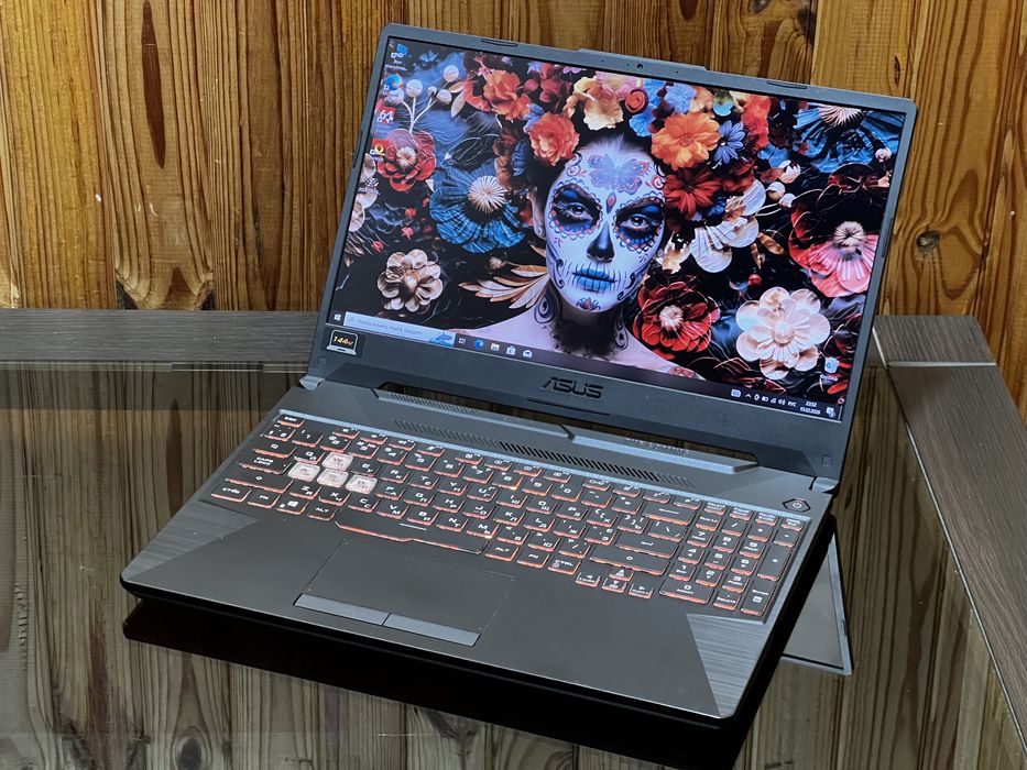 Asus TUF 15, GTX1650ti, 144hz, Core i5 10th